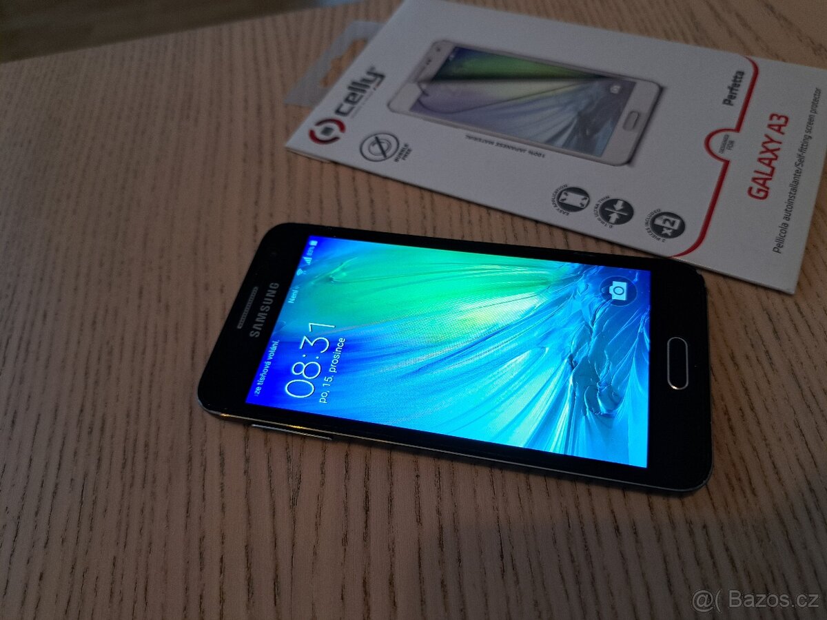 Samsung Galaxy A3 (2017) - 11