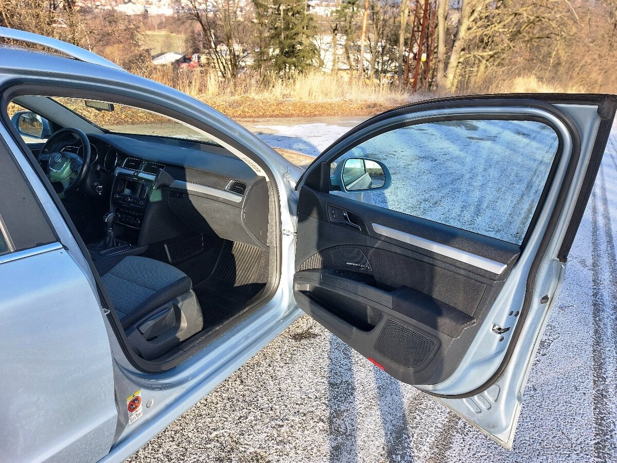 Škoda Superb 2.0TDi 103kw 10/2011 - 11