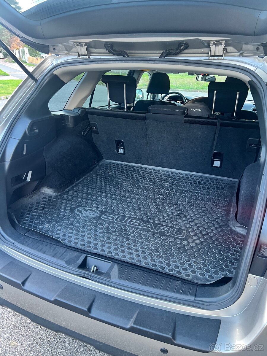 Subaru Outback 2.5 benzin CVT, 6/2016, serviska - 11