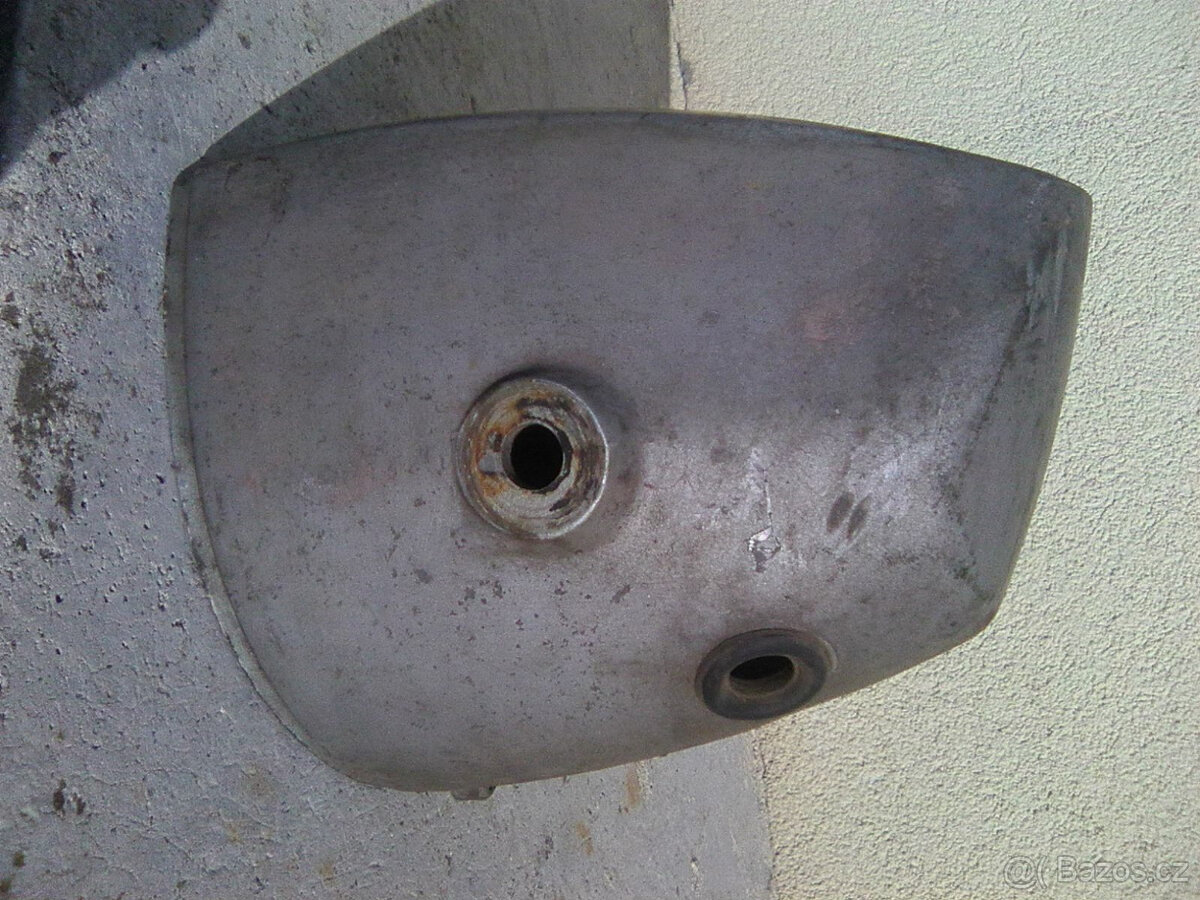 čz 125/175 476/477-blatníky,nádrže,p.světlo,kryt spojky na o - 11