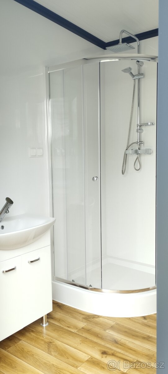 Velké Bílovice-pronájem chaty s loďkou - 11