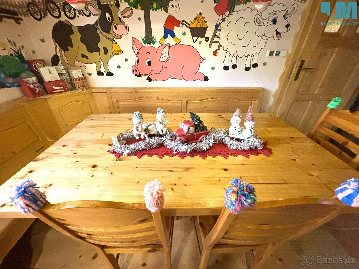 Prodej rodinného domu 250 m², Hevlín, ev.č. 01915 - 11