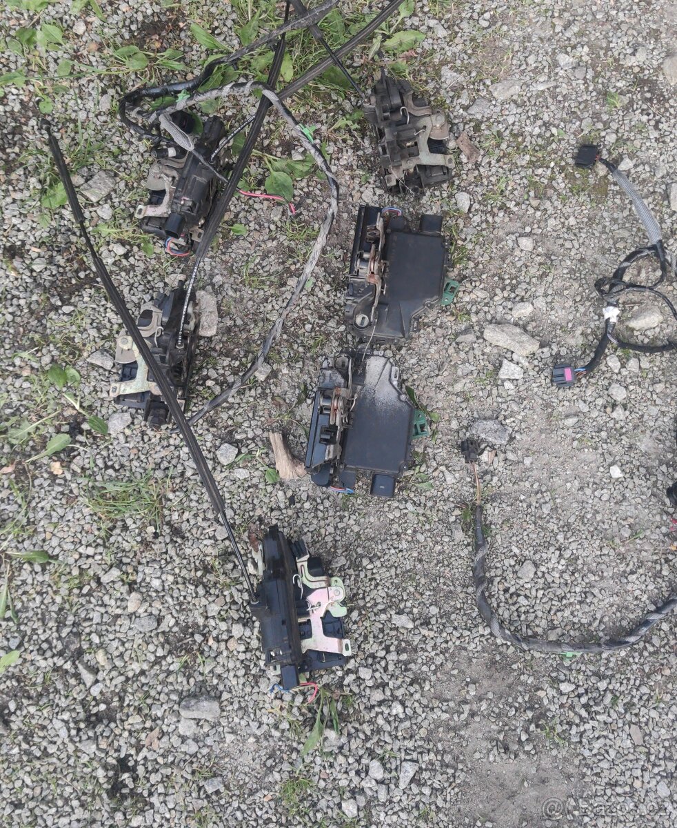 VW Lupo pásy, stahovačky - 11