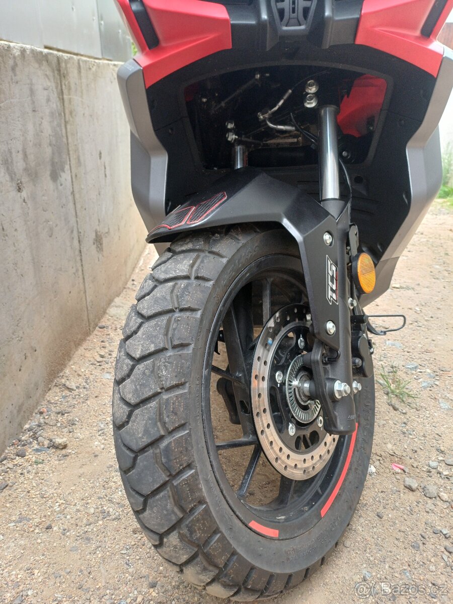 Voge sr1 125i ADV - 11