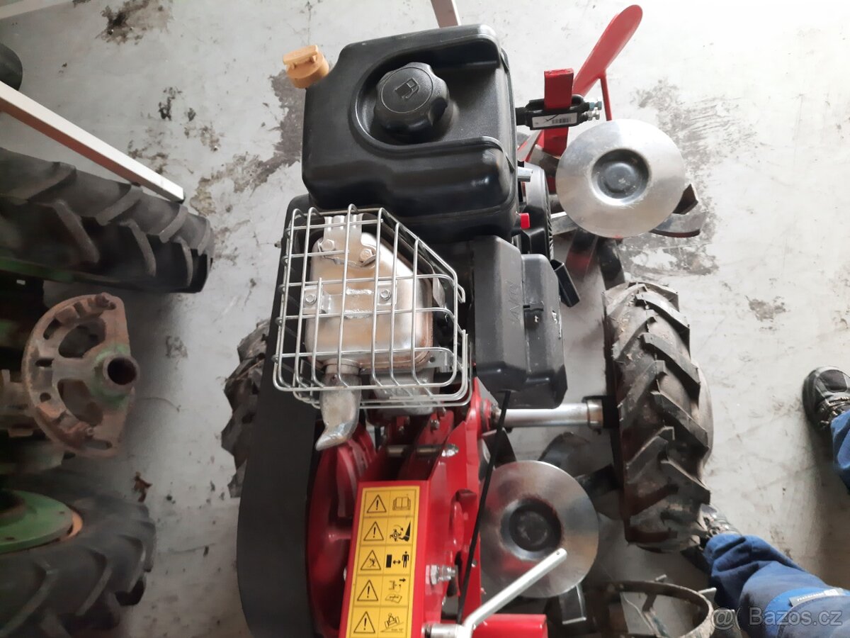 Kultivator mountfield fréza jednoosý traktor - 11