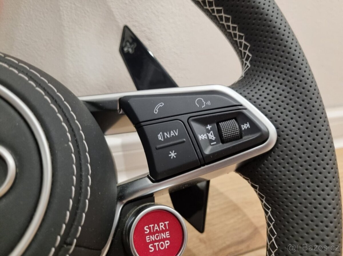 -AUDI R8 VOLANT SPORTOVY - START/STOP DRIVE SELECT - 11