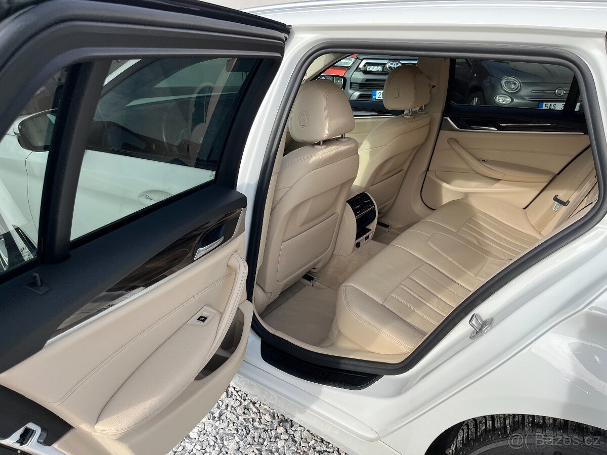 BMW 520D xDrive Touring G31 - 11