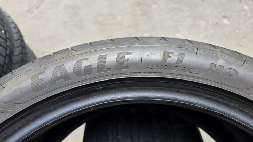 Letní pneu 275/35/19 Good Year - 11