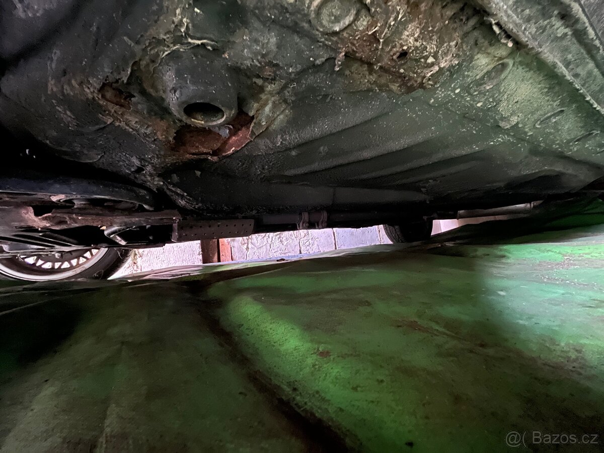 Golf GT special, rok 1988, 1,8i, 66 kW - 11