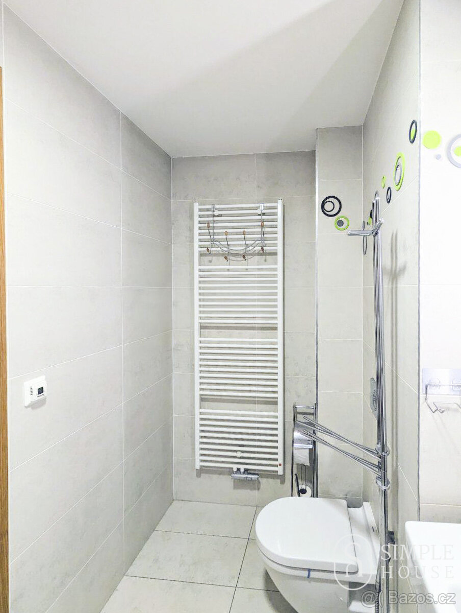 Pronájem bytu 2+kk • 81 m² - 11