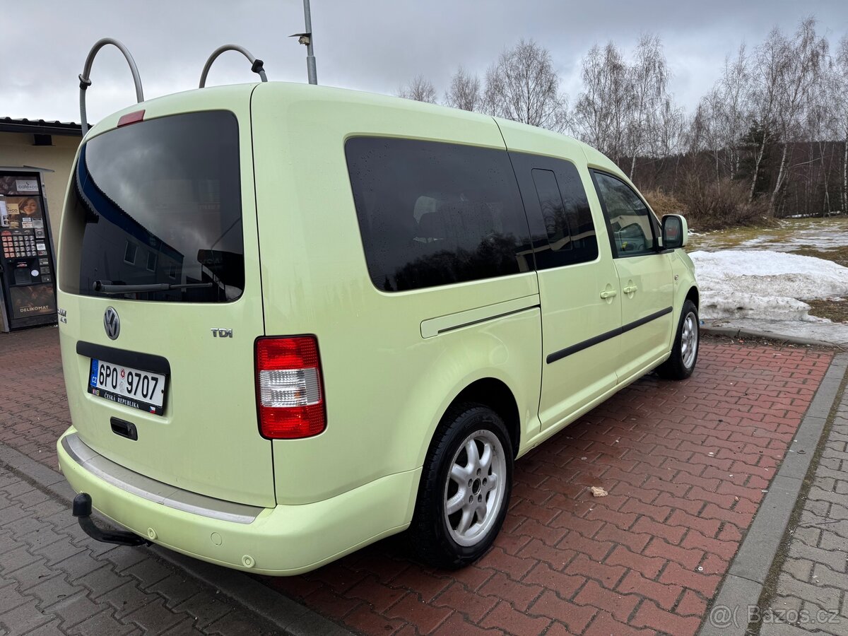VW Caddy Maxi 1.9 TDI DSG - 11