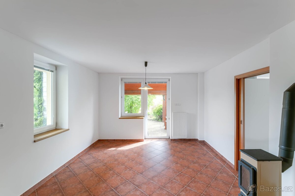 Rodinný dům 258 m² v Horních Tošanovicích - 11