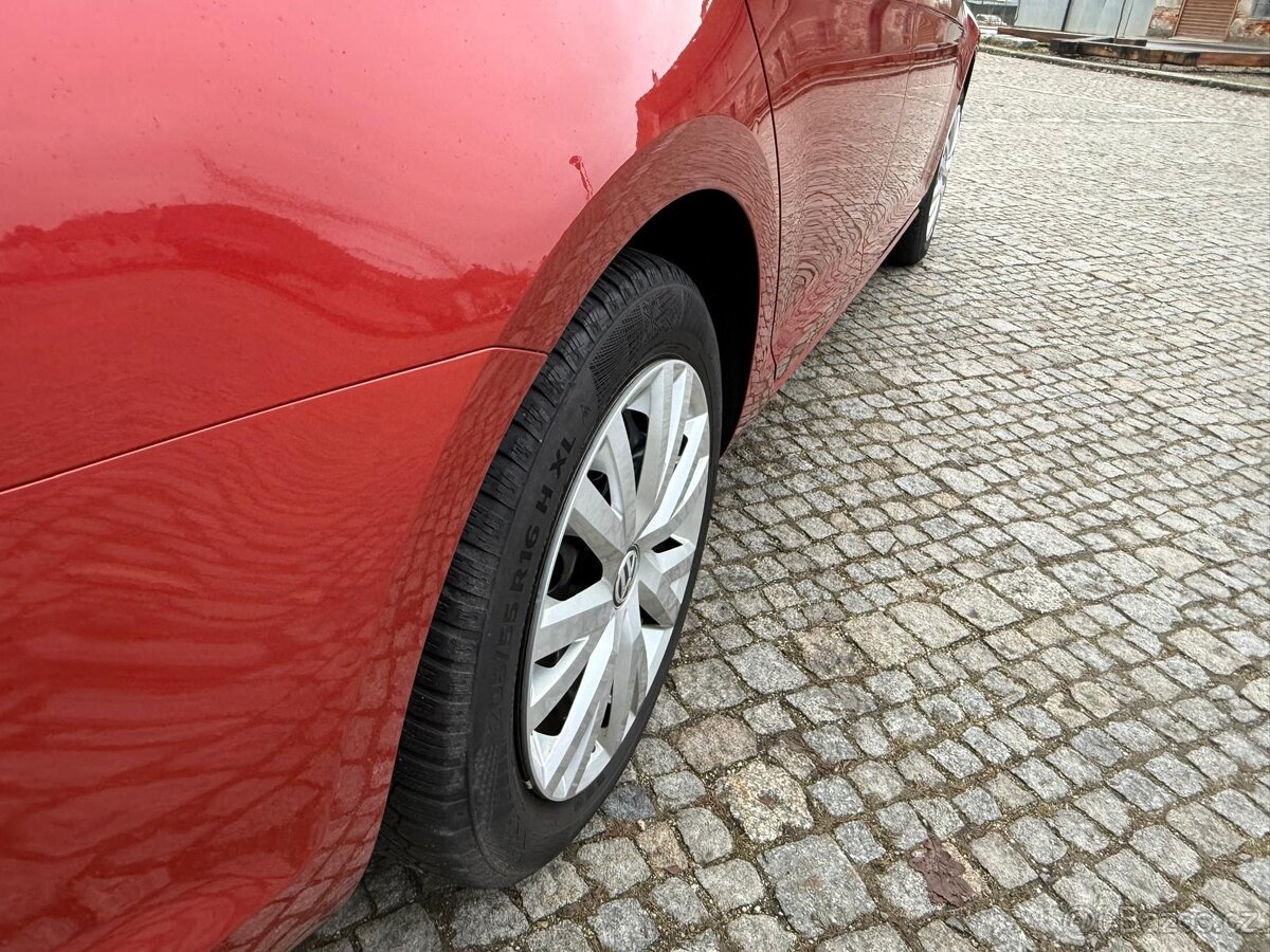 Volkswagen Golf VII 1.4 TSI 92kW edice LOUNGE - 11