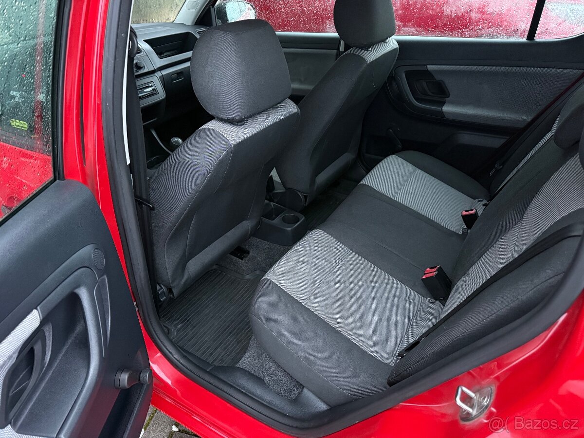 Škoda Fabia 1,2 HTP 44kW KLIMA TOP STAV - 11
