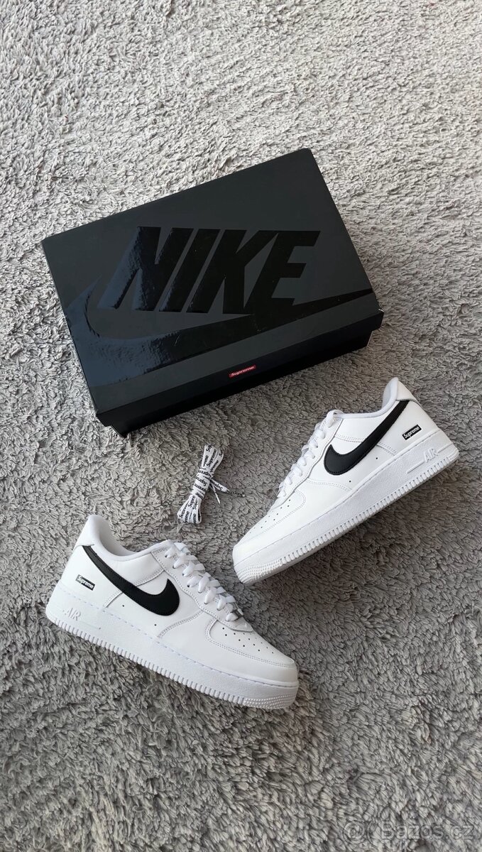 Nike Air Force 1 Low Supreme White Black - 11