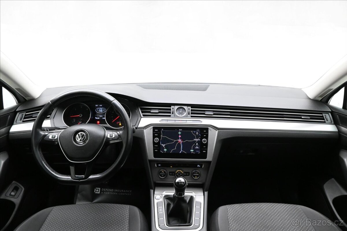 Volkswagen Passat 1,6 TDI 88 kW - 11