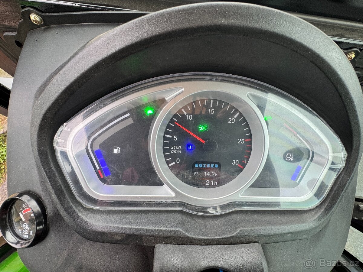 Malotraktor TAVOL 504 TE – 50 Hp, 4x4, kabina - 11