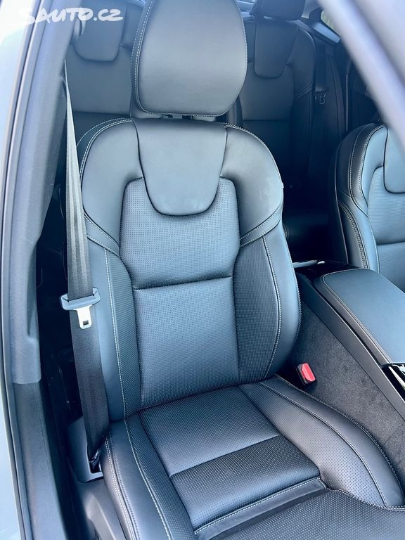 Volvo S90, plug-in-hybrid, větrané sedačky, nezávislé topení - 11
