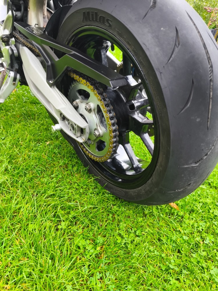 Aprilia Dorsoduro 750 (2011) velmi pěkná, po servisu - 11