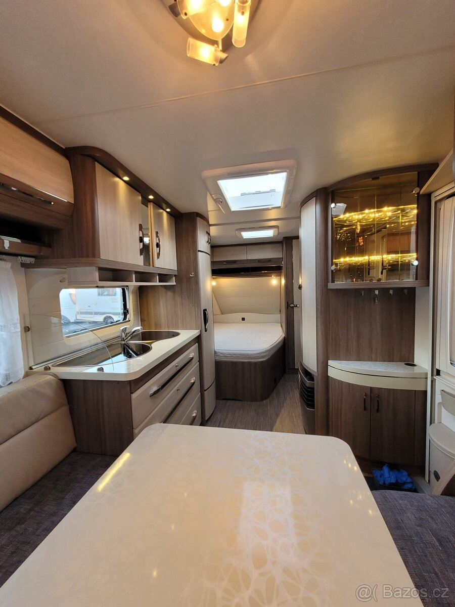 Hobby 495UFE, mover, solár, předstan, 2019 - 11