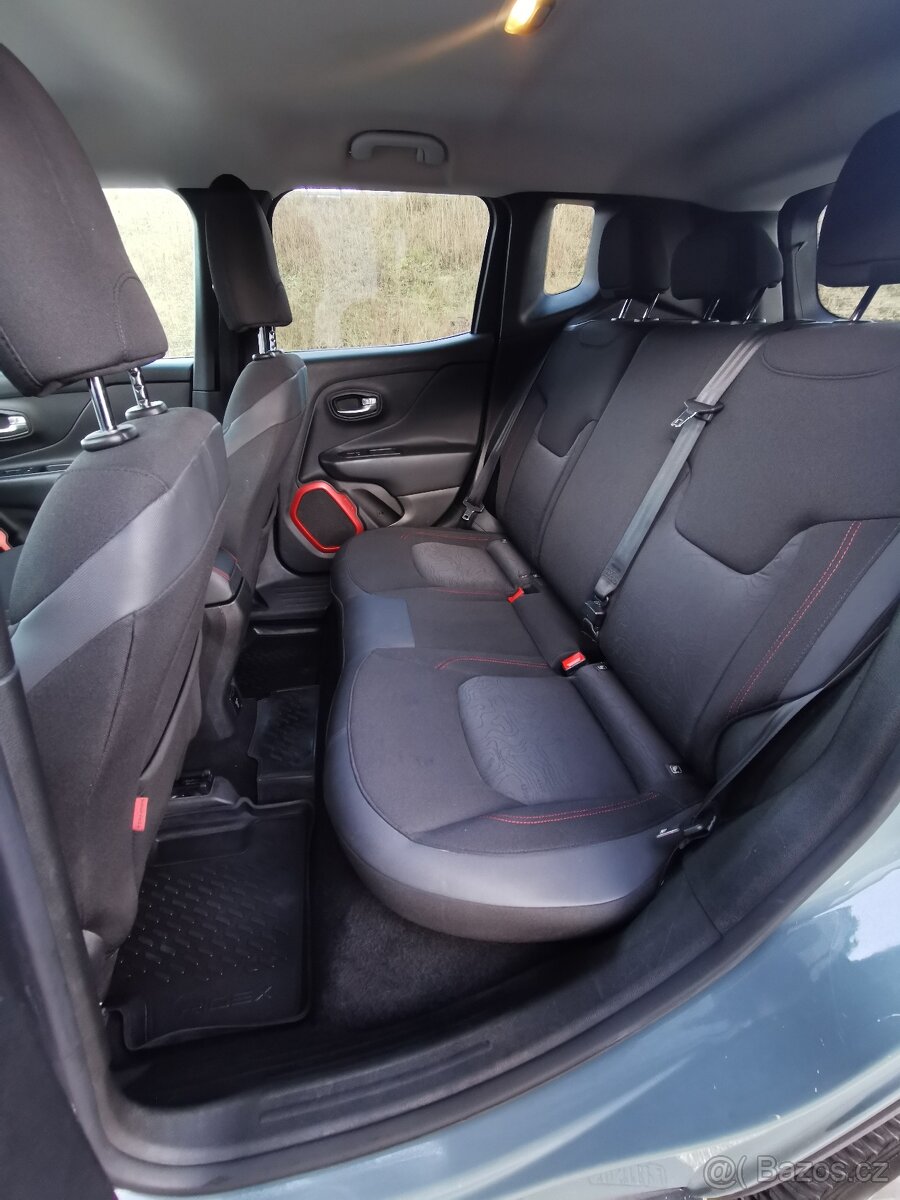 JEEP RENEGADE TRAILHAWK 2.0 170ps AT/9 - 11