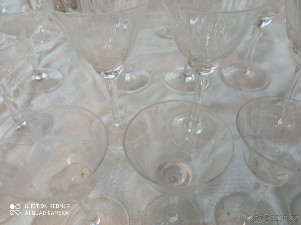 prodám sklo a porcelán - 11