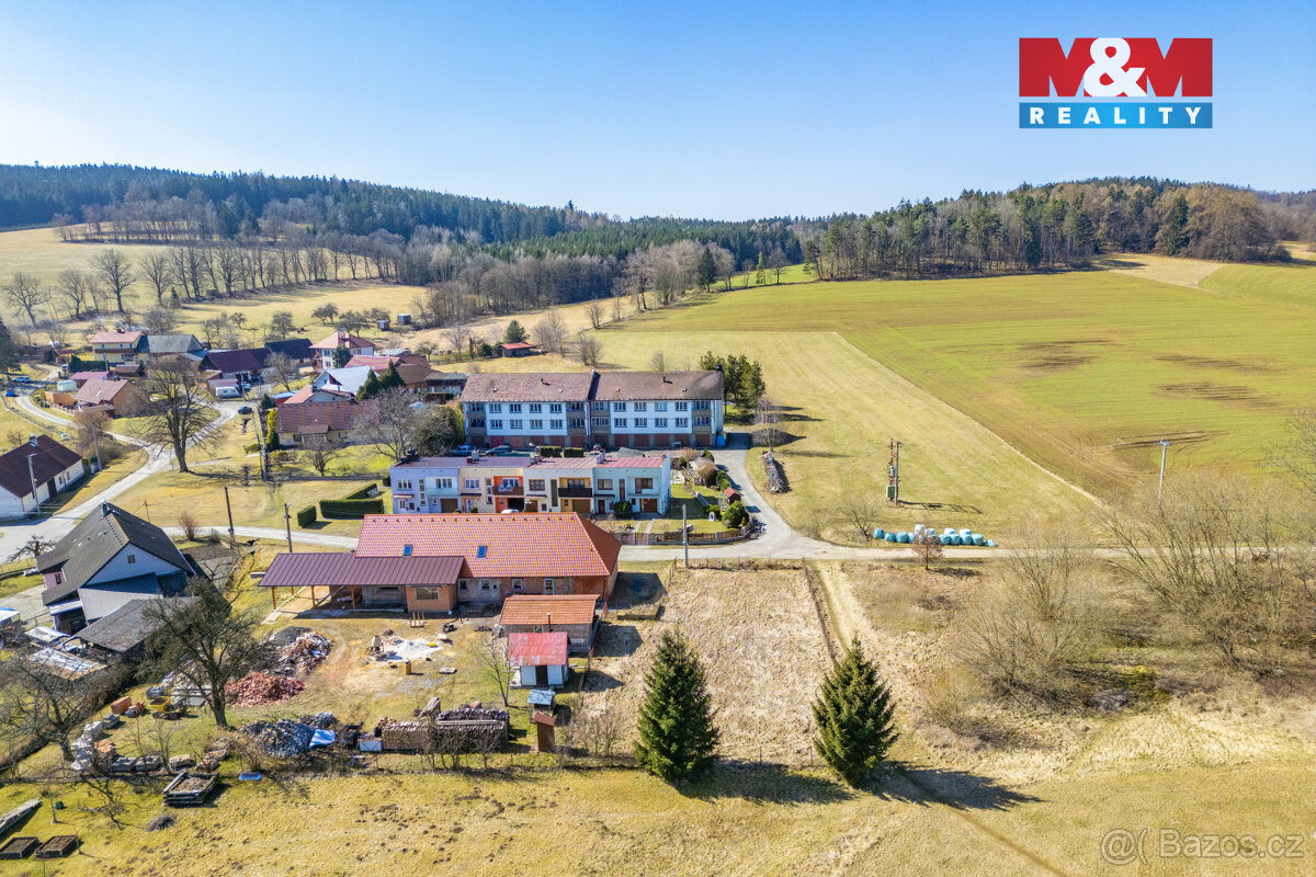 Prodej pozemku k bydlení, 764 m², Kolinec - 11