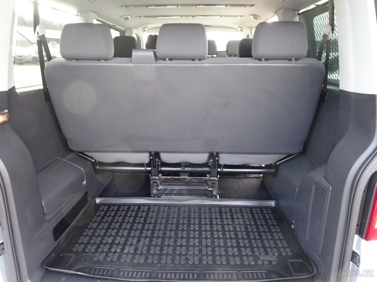 Volkswagen Caravelle 2,0TDi-9 MÍST - 11