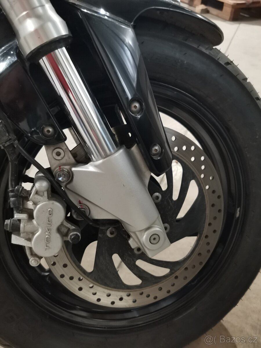 Suzuki Intruder800M - 11