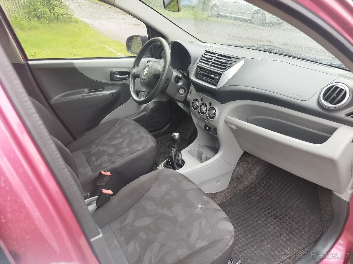 Suzuki Alto 1.0 i - 11