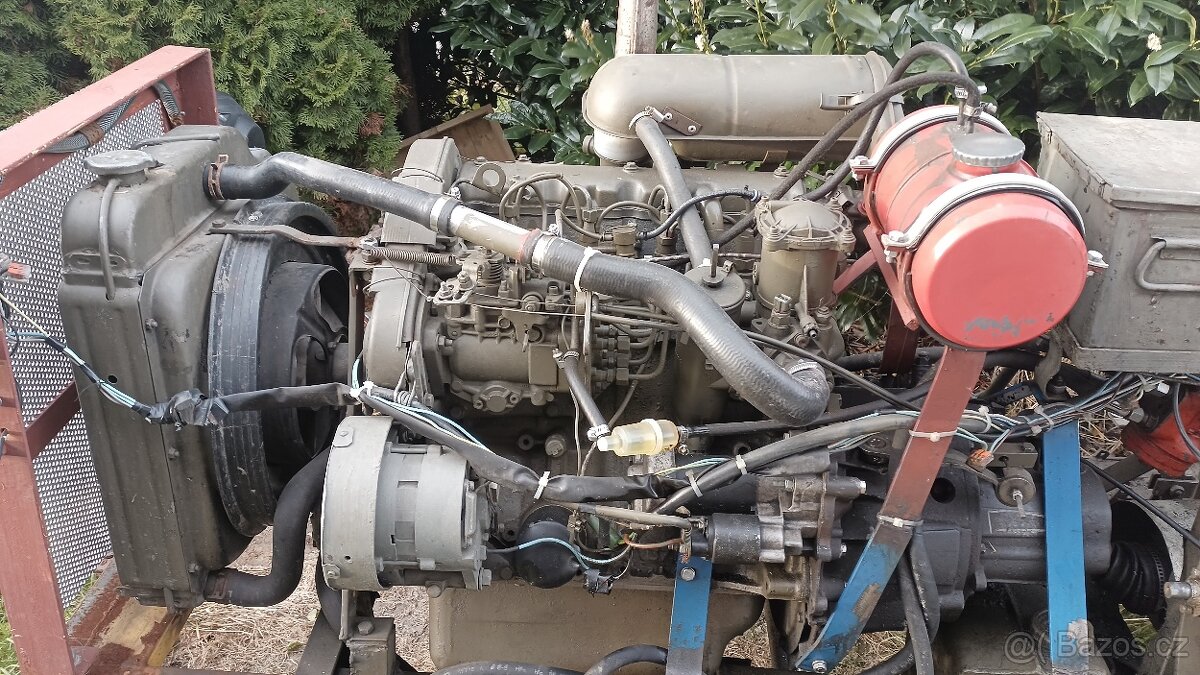 Prodám traktor domácí výroby - 11