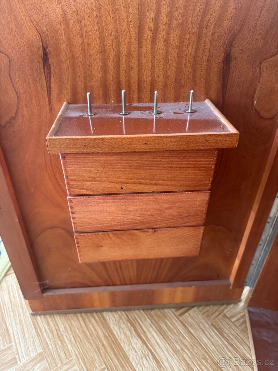 Šicí stroj Minerva - 11