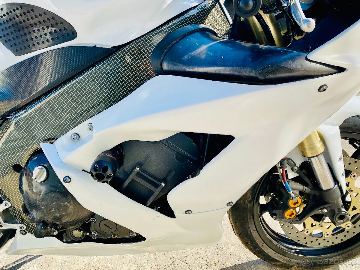 Yamaha YZF-R1, okruhovka možnost splátek a protiúčtu - 11