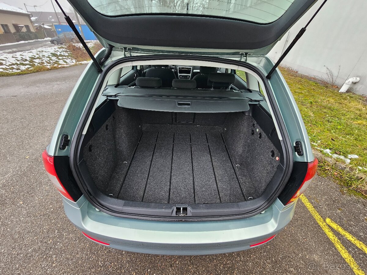 Škoda Octavia 2 1.6MPI 75KW, FACELIFT - 11