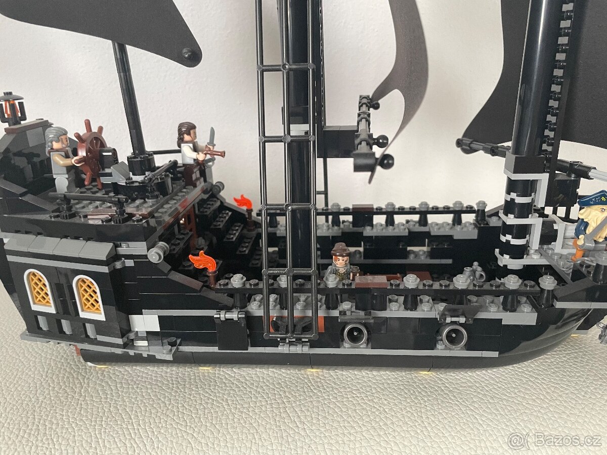 Lego loď 4184 Černá perla - 11