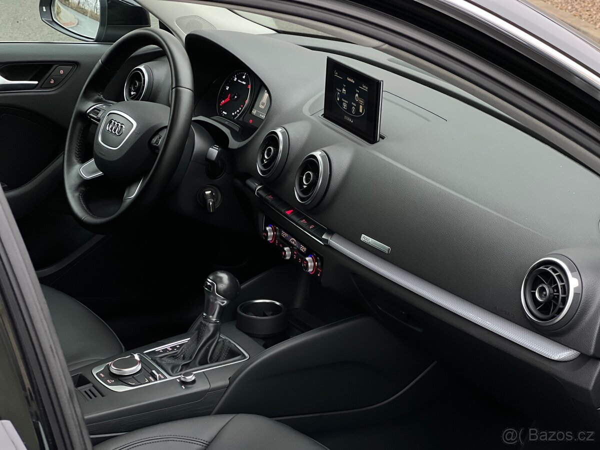 Audi A3 1.6 TDI S-tronic TOP STAV - 11