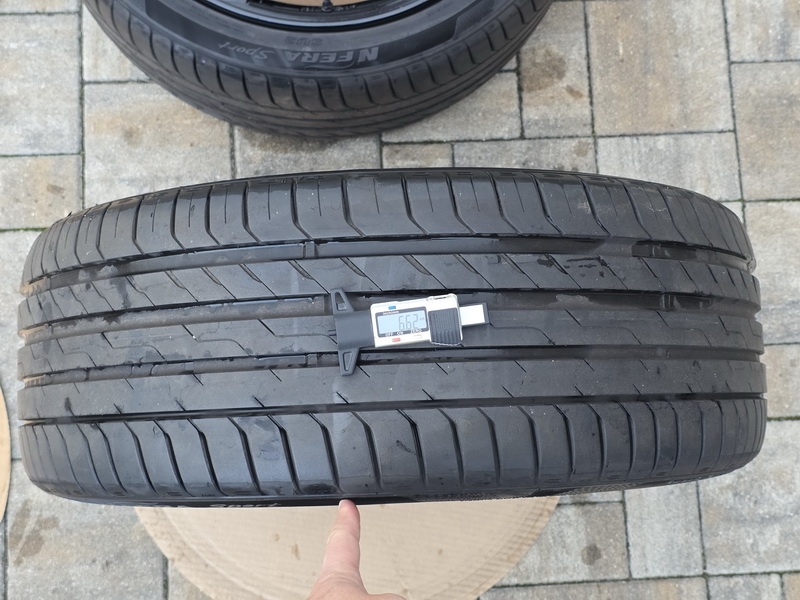 TEC SPEEDWHEELS AS4 Evo 8,5x20" 5x120 s pneu 245/40 R20 - 11