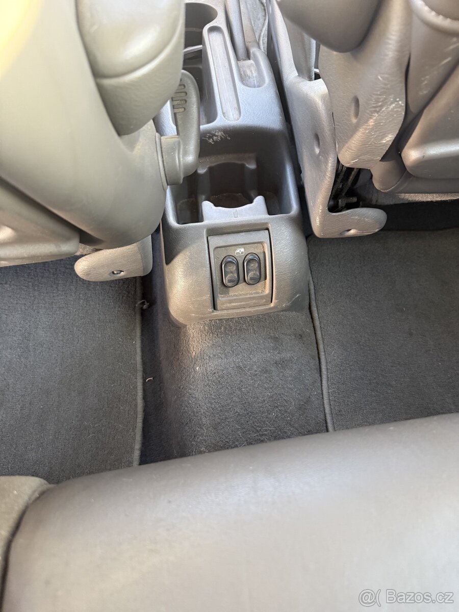 PT-Cruiser 2.0i automat nová STK - 11