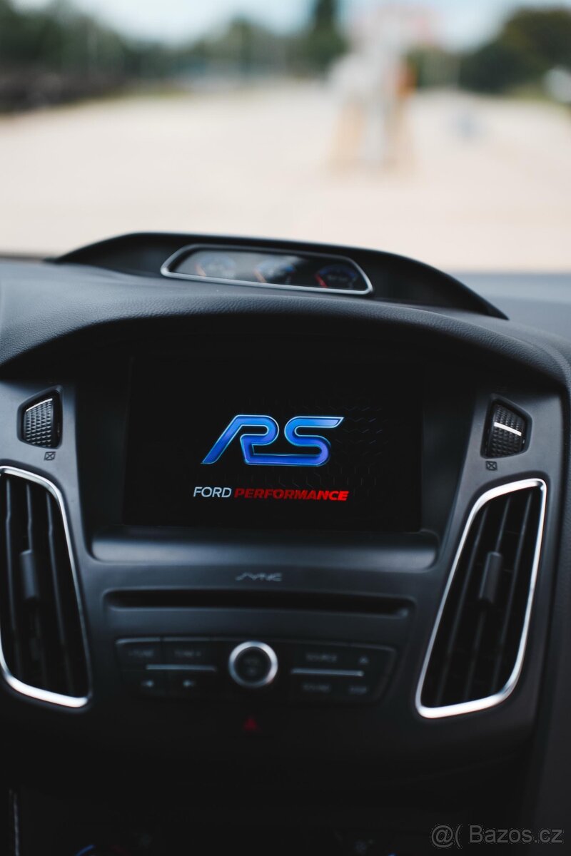 Ford focus RS mk3 - 11