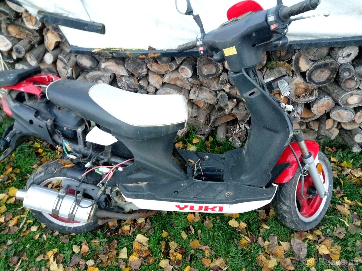 Skutr,jonway gts125,keeway - 11