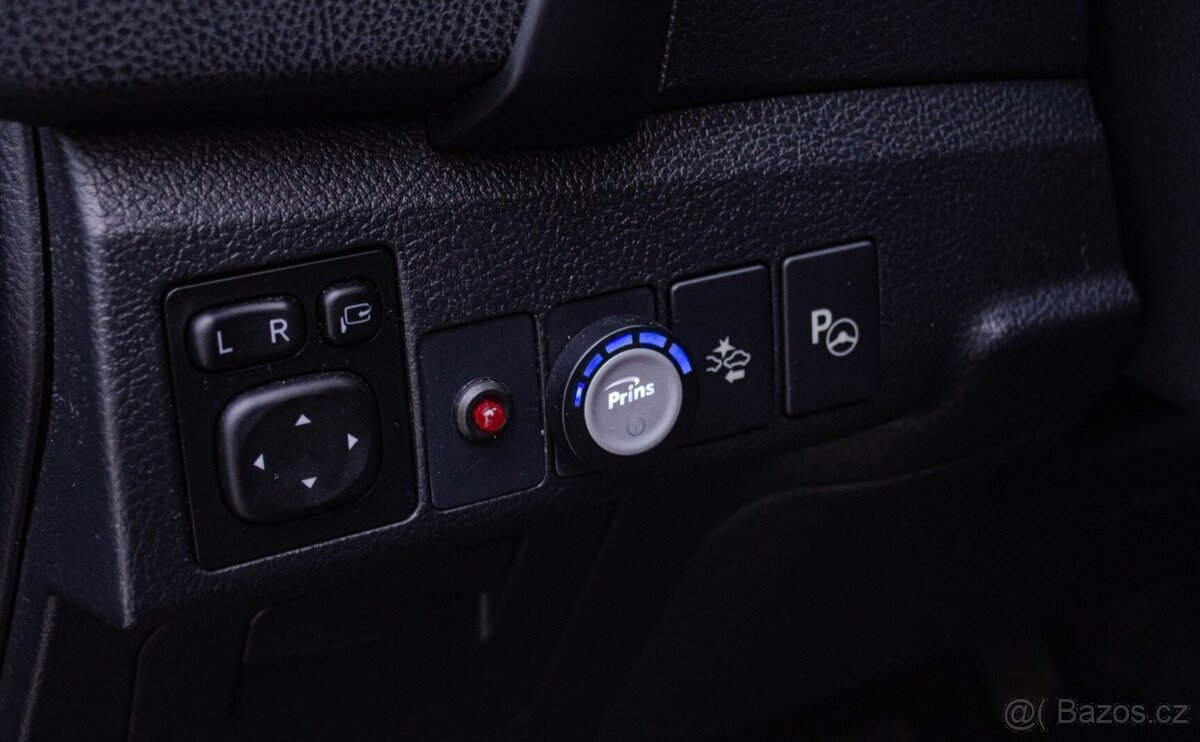 Toyota Auris 1.6i Automat LPG - 11