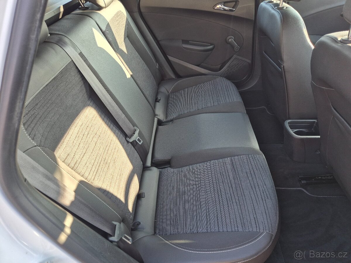 Opel Astra J,1.7CDTi,81KW,LED,SPORTS TOURER,R.V.2014 - 11