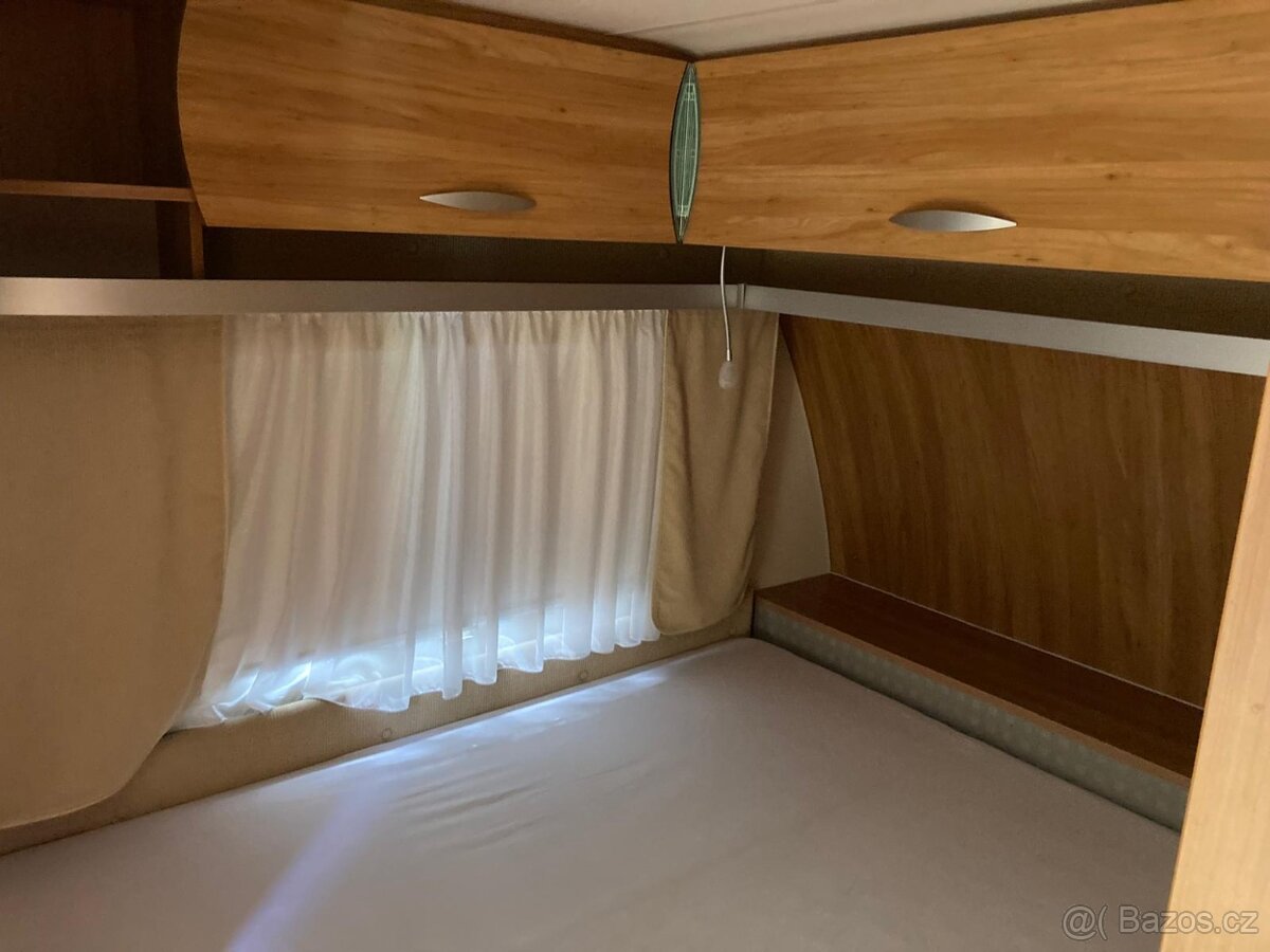 Prodám karavan Bürstner Flipper 460 TS. - 11