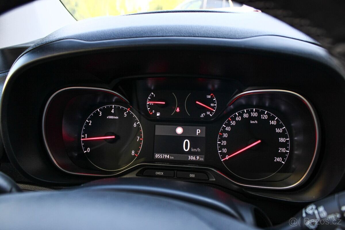 Opel Combo 1.5 CDTI Elegance Plus AT8 - 11