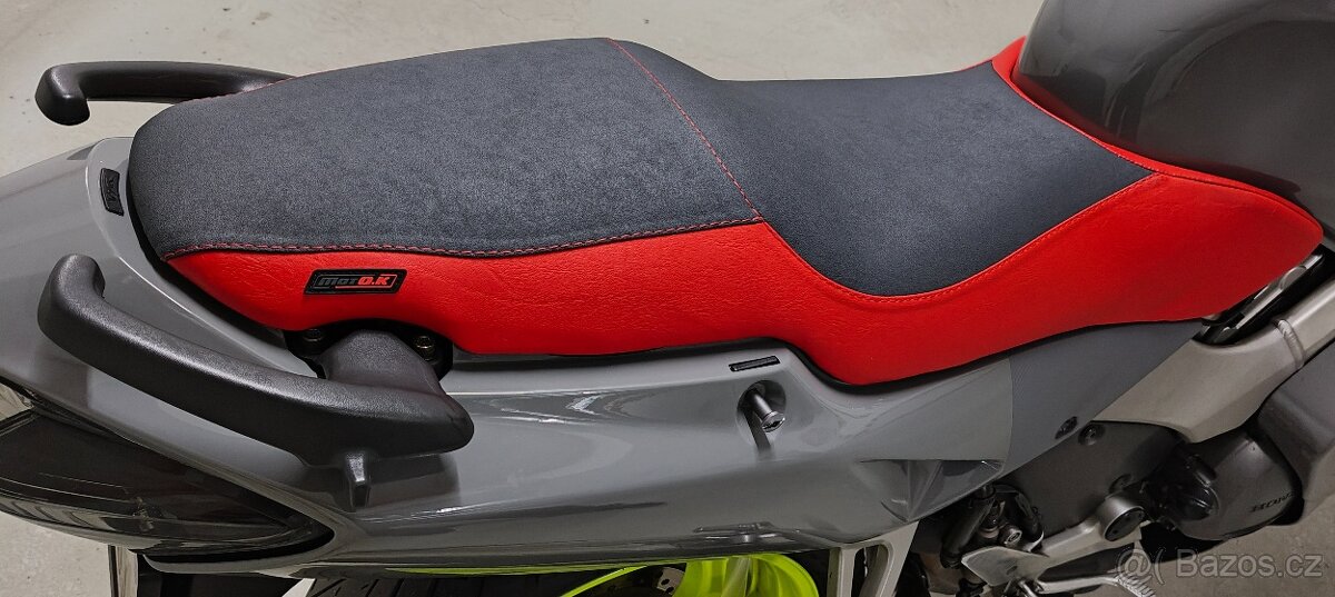 Honda VFR 800 FI - 11