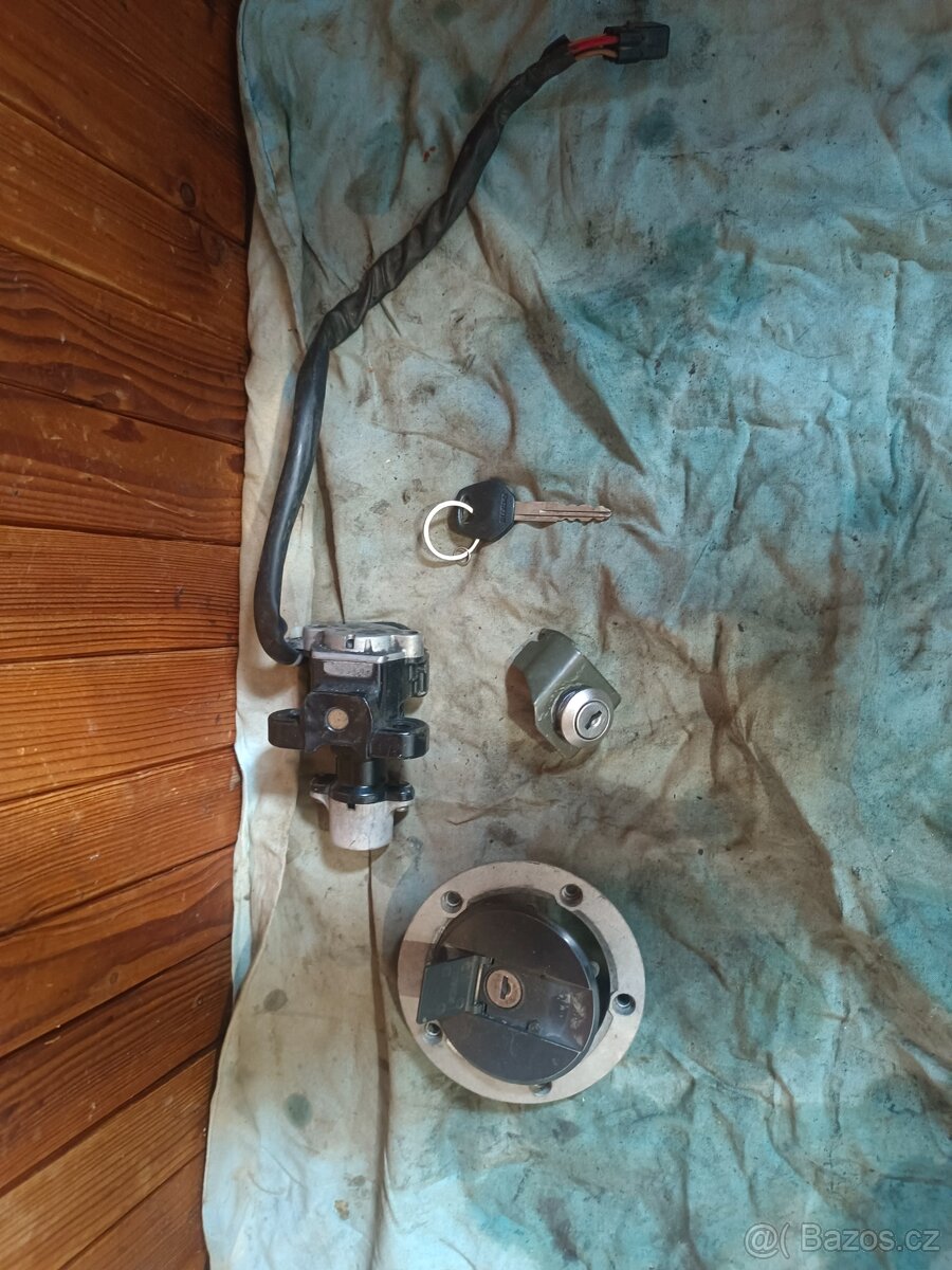 Suzuki GSX-R k4 náhradní díly #1 - 11