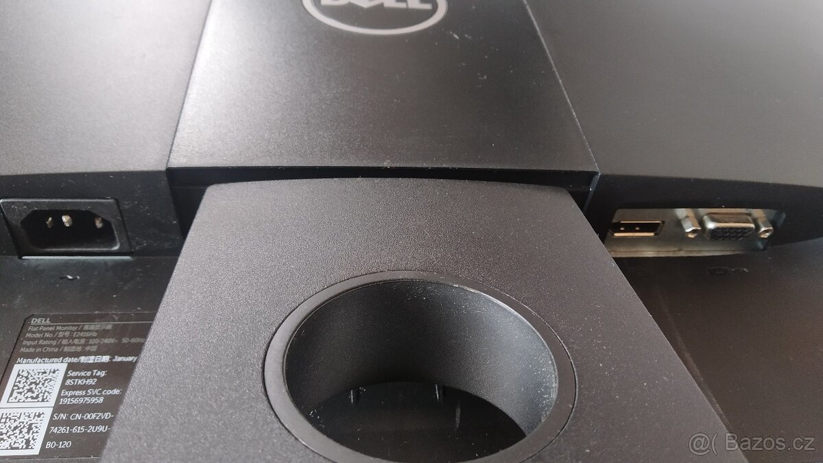 PC sestava Dell workstation Xeon, monitor - 11