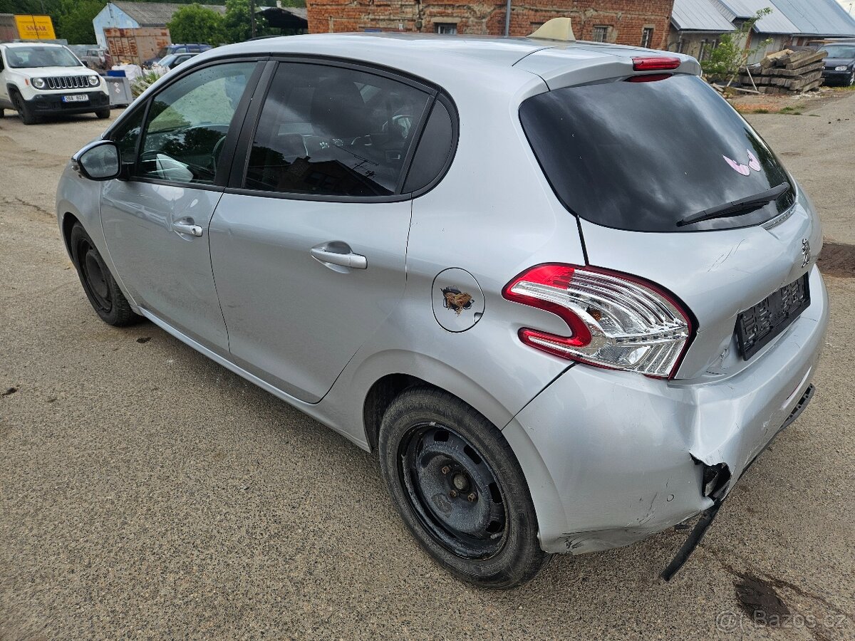 Peugeot 208 1.4 HDI 50kw 2014 - 11