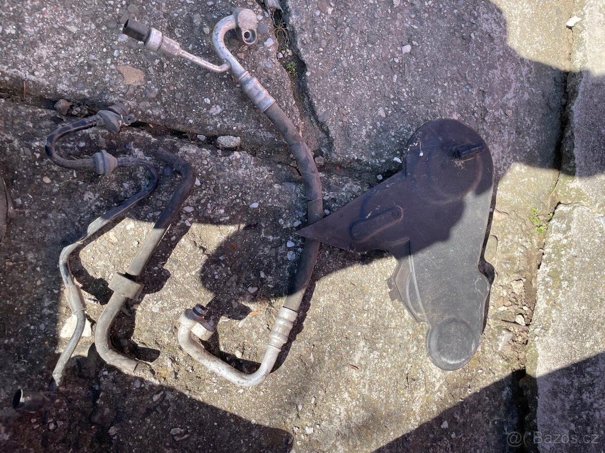 Díly na octavia 2 - 11