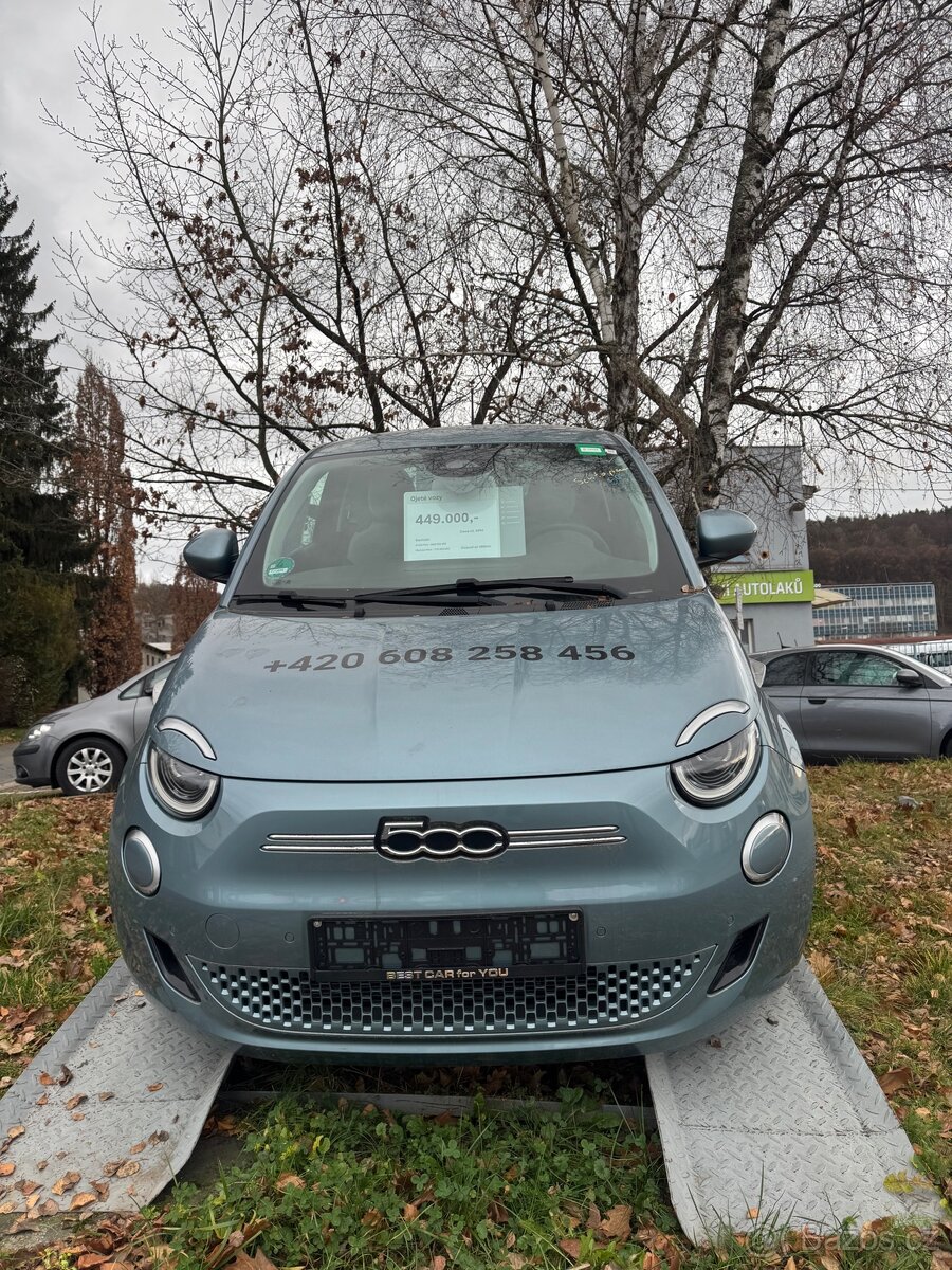 Fiat 500E různé barvy - 11